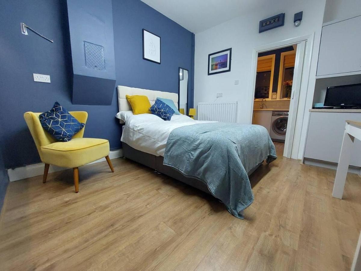 Inviting 1-Bed Apartment In Herne Bay Esterno foto