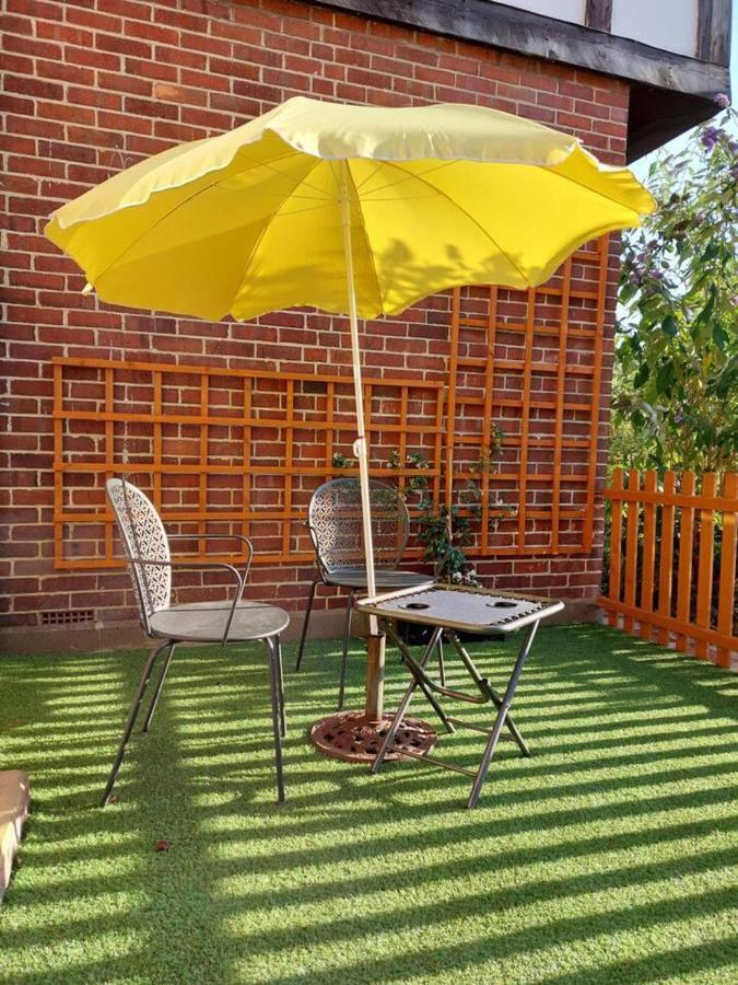 Inviting 1-Bed Apartment In Herne Bay Esterno foto