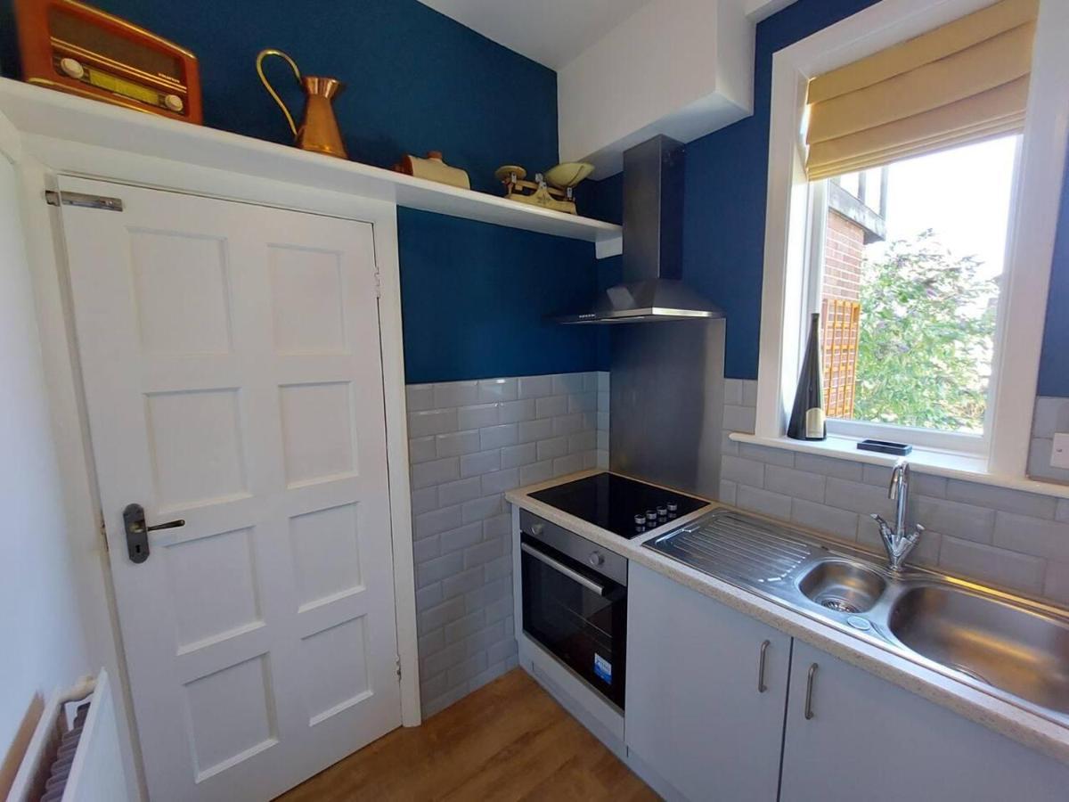 Inviting 1-Bed Apartment In Herne Bay Esterno foto